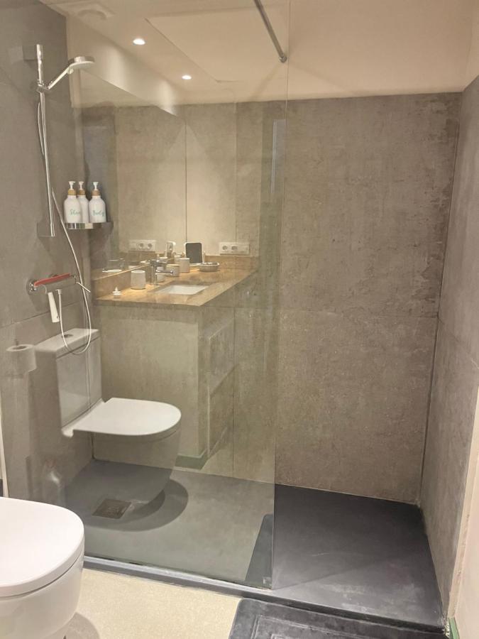 Precioso Y Tranquilo Apartamento Zona Alta Diagonal バルセロナ エクステリア 写真